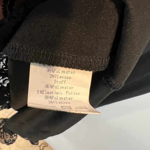 Scarlet Darkness Black Trim Drawstring MIDI Dress - Picture 8 of 8